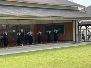 06
